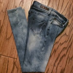 Sz 5 Juju Skinny Jeans